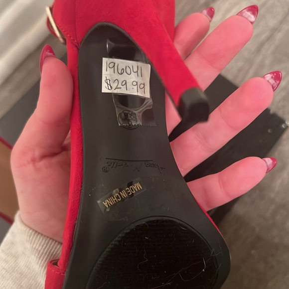 NEW Red Heels - Picture 2 of 5